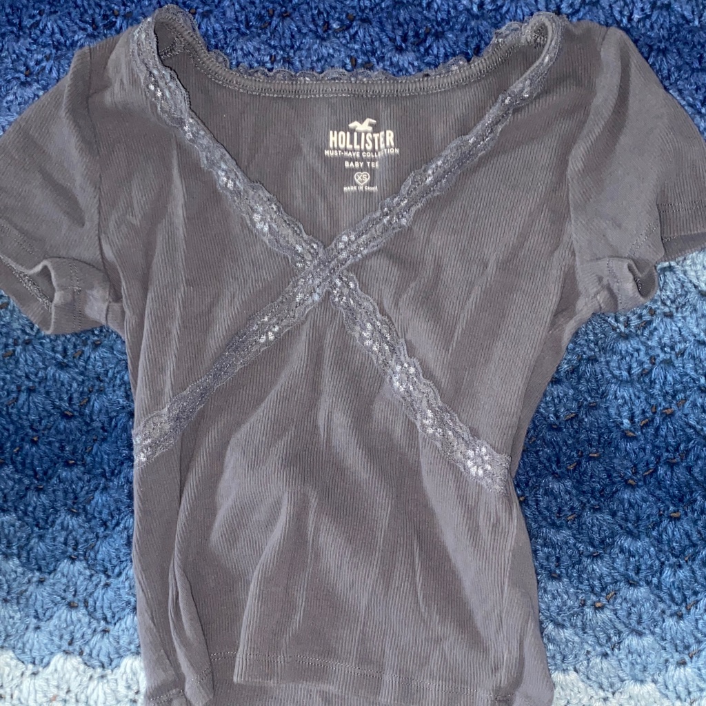 Hollister Charcoal Lace Accent Tee